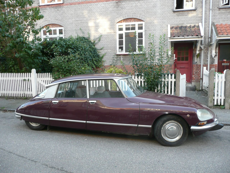 Illustration for article titled Vauxhall Victor, Ford Zodiac, Citroën DS
